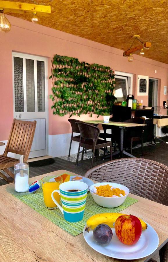 Granny'S Guesthouse プライア・デ・ミラ エクステリア 写真